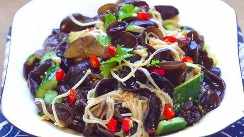 蘑菇黑瓜吃料搭配技巧